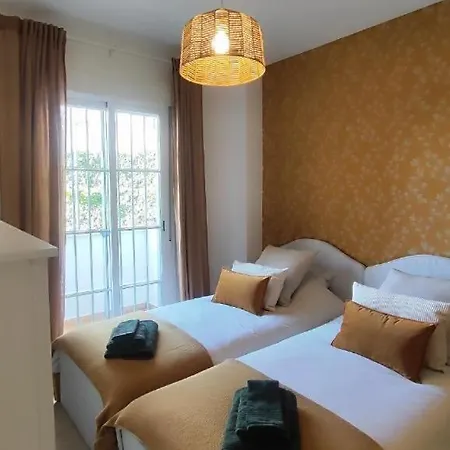 Charming 3 Bedrooms With A Sea View Manilva
