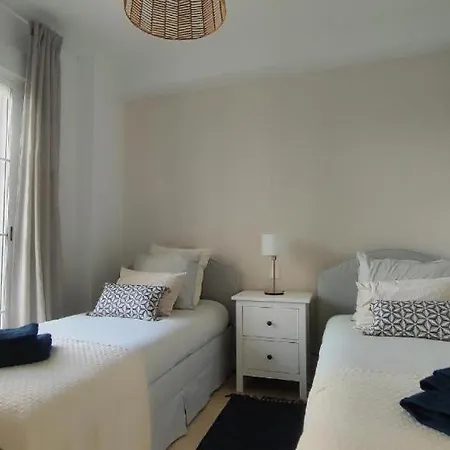 Charming 3 Bedrooms With A Sea View